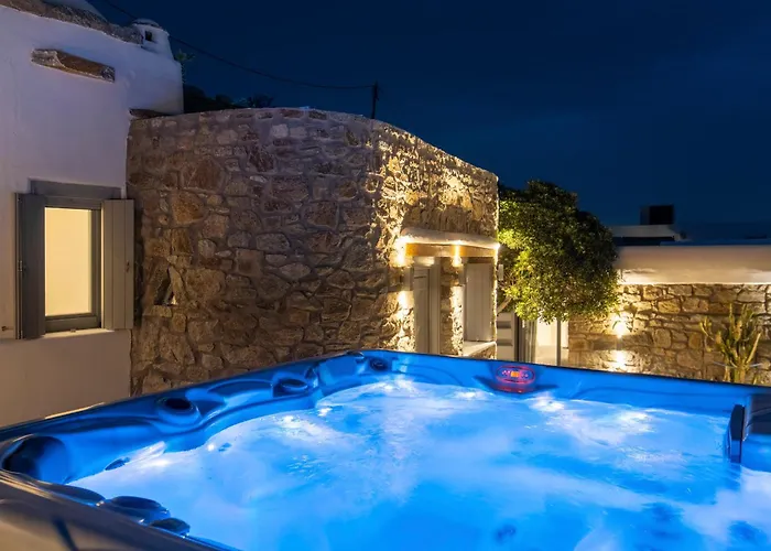 Paoli - Private Pool, Sea View & Jacuzzi Mykonos Town