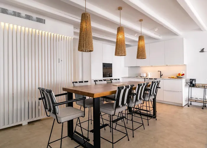 Paoli - Private Pool, Sea View & Jacuzzi Villa Mykonos Town