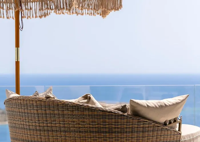 Villa Paoli - Private Pool, Sea View & Jacuzzi *