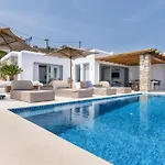 Paoli - Private Pool, Sea View & Jacuzzi Mykonos Town