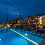 Paoli - Private Pool, Sea View & Jacuzzi Mykonos Town