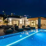 Paoli - Private Pool, Sea View & Jacuzzi Villa