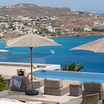 Paoli - Private Pool, Sea View & Jacuzzi Villa Mykonos Town