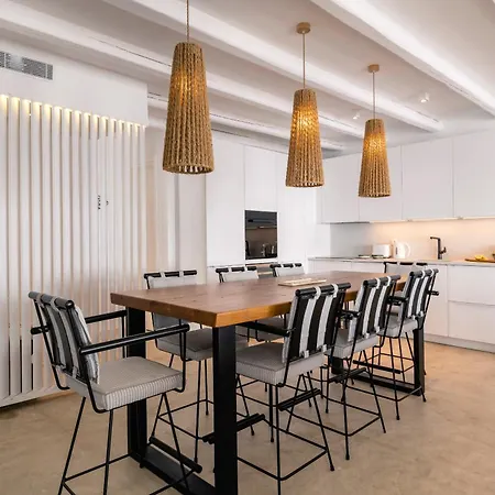 Paoli - Private Pool, Sea View&jacuzzi Villa Mykonos Town