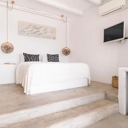 Paoli - Private Pool, Sea View&jacuzzi Mykonos Town