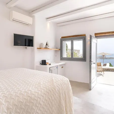 Paoli - Private Pool, Sea View & Jacuzzi Villa *